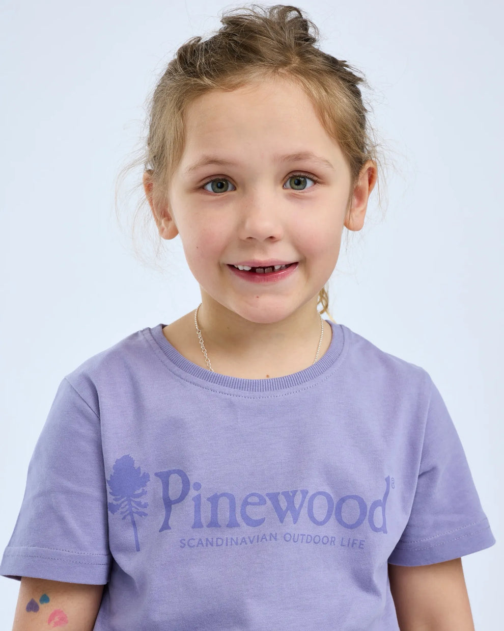 6445-823-21_Pinewood