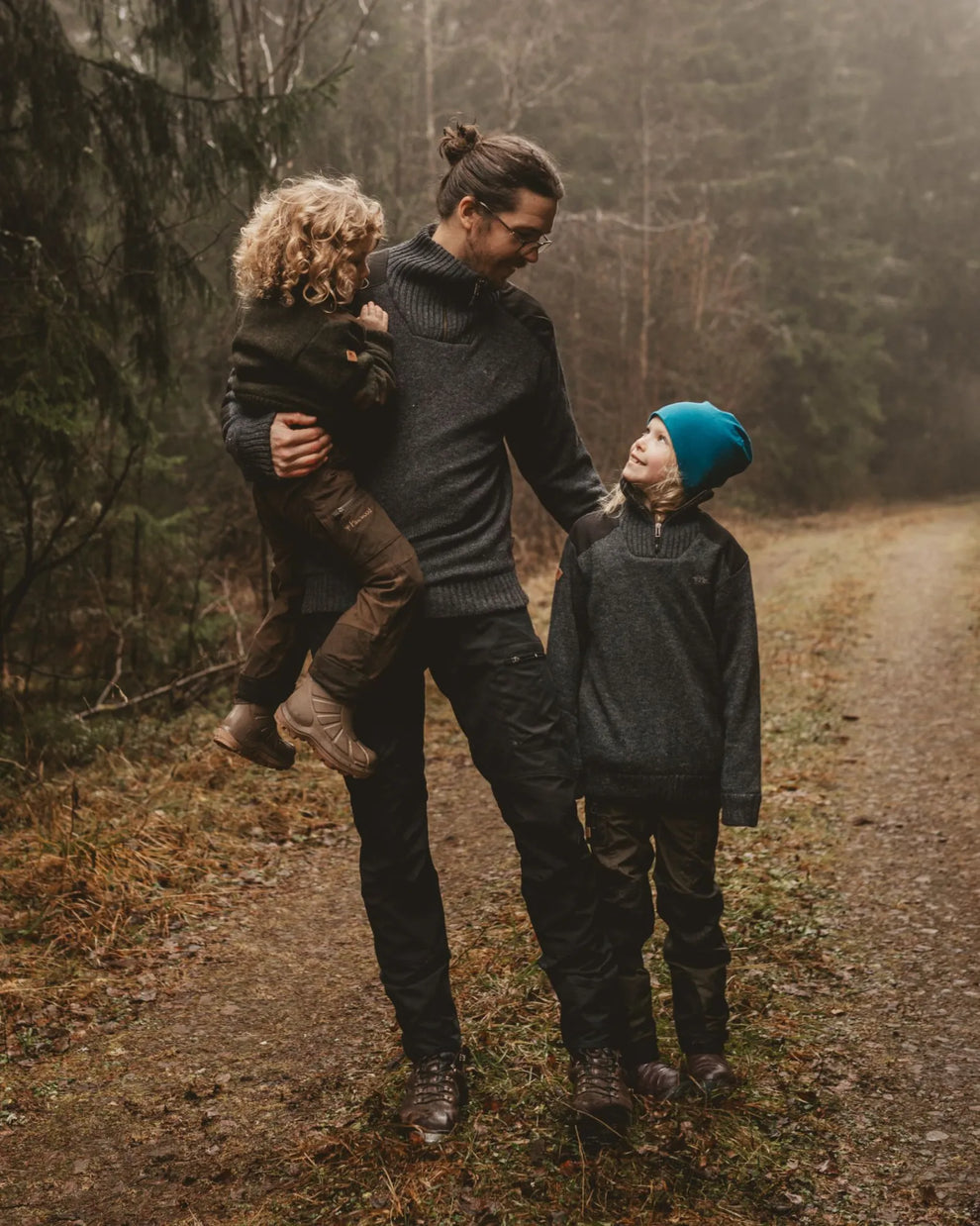 6648-423-40_Pinewood