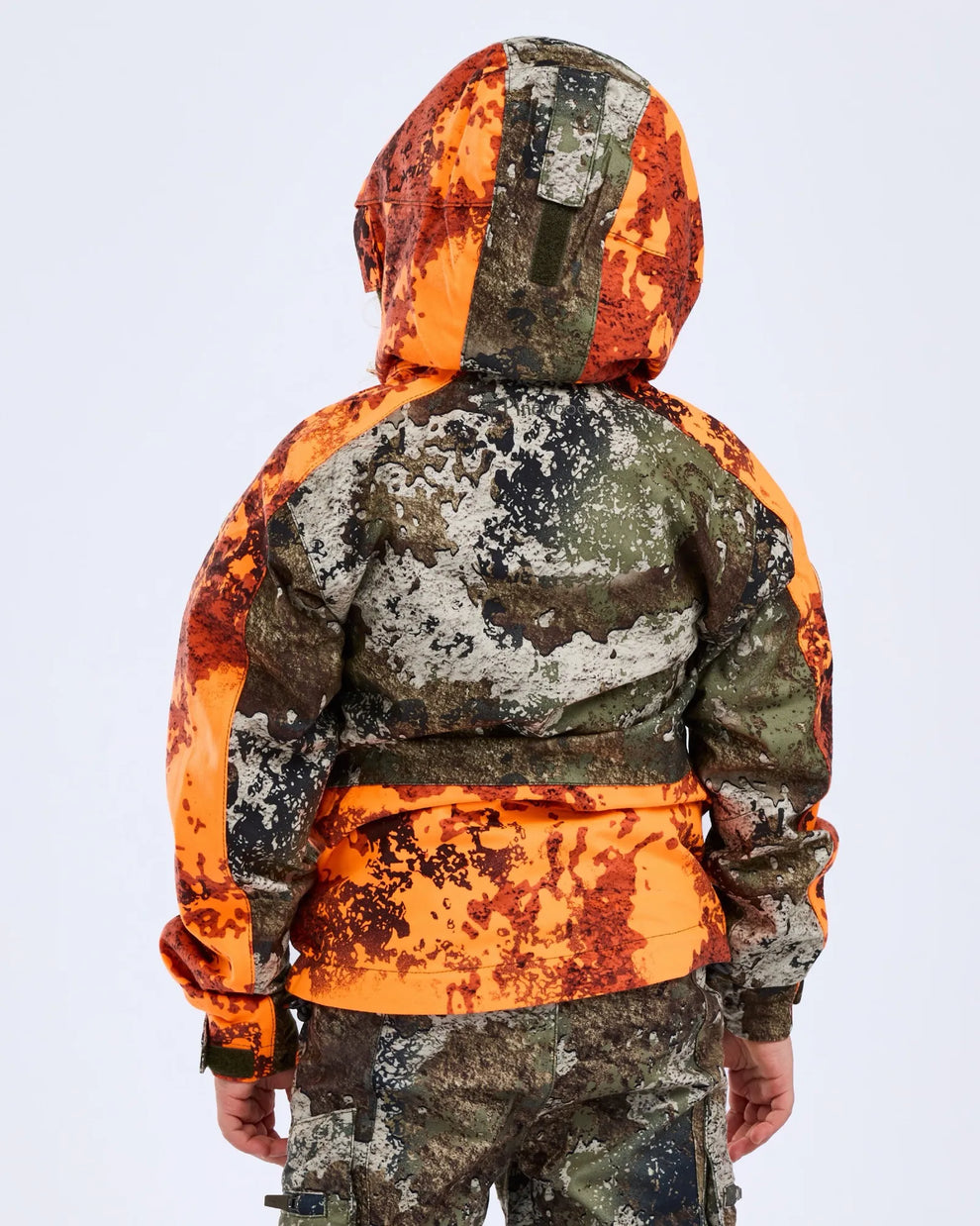 6680-910-66_Pinewood