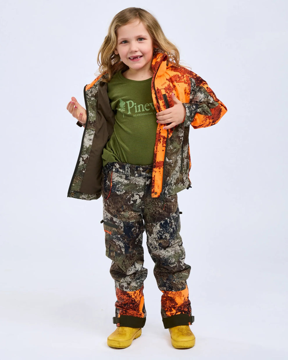 6681-910-21_Pinewood