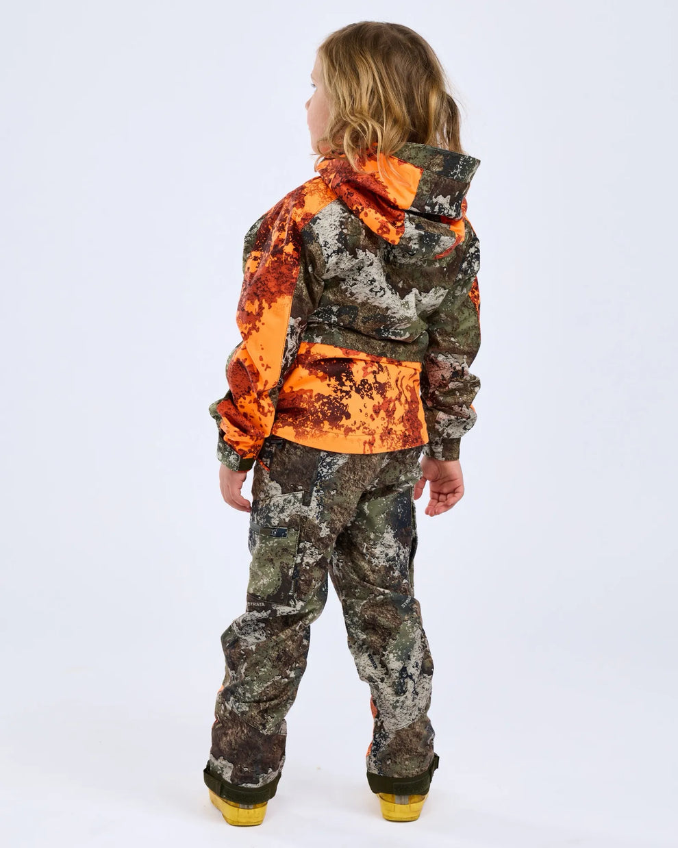 6681-910-66_Pinewood