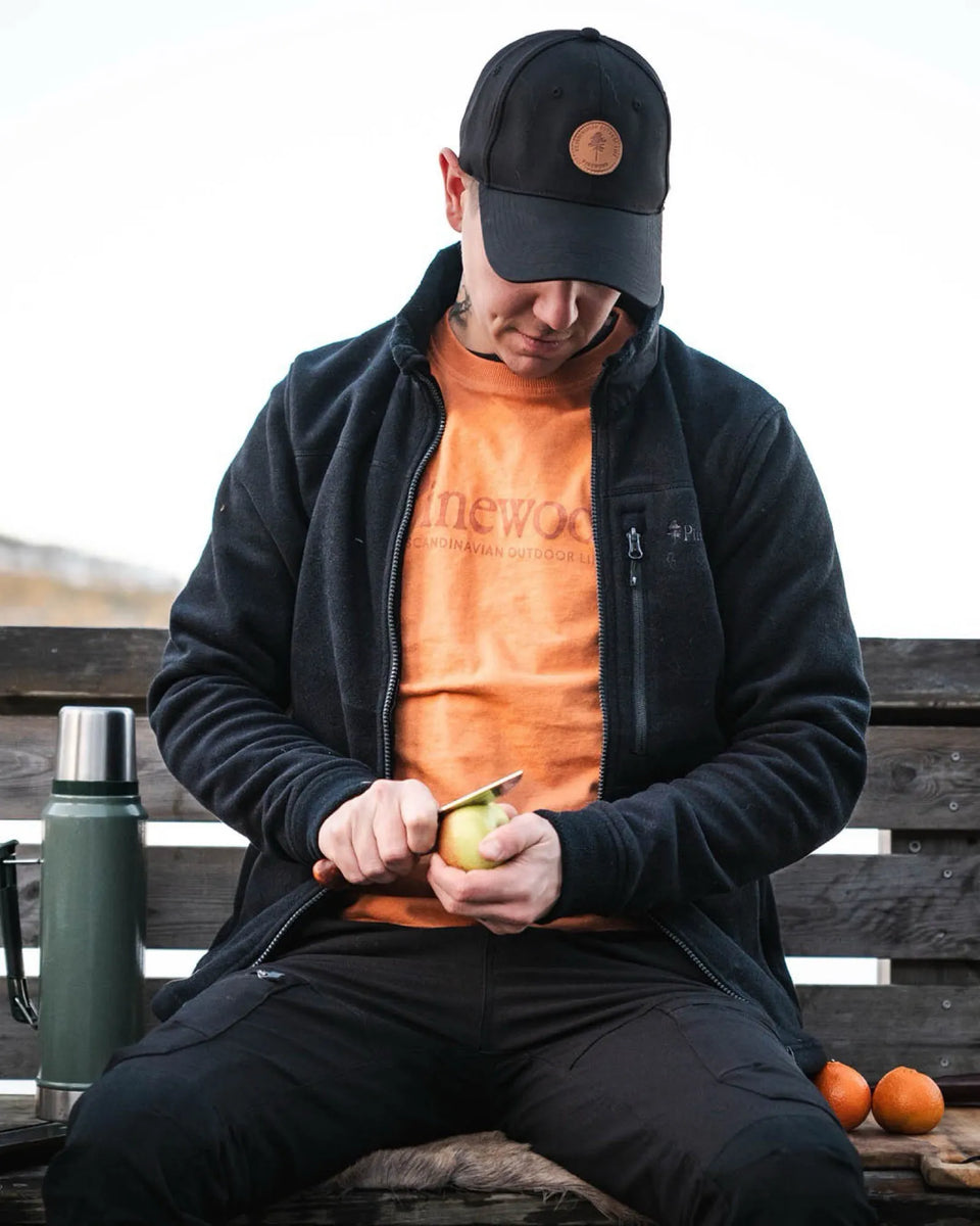 7500-400-40_Pinewood