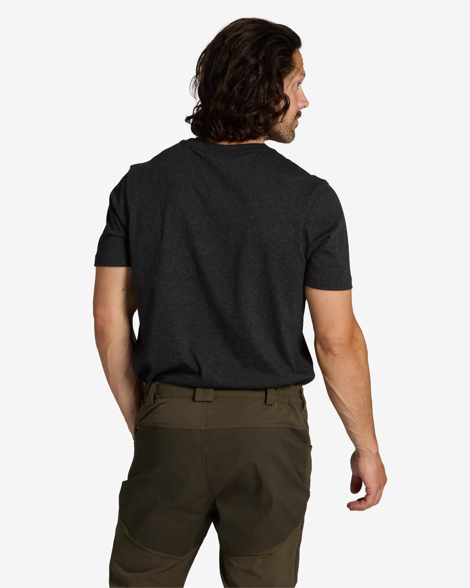 7533-780-66_Pinewood®-Outdoor-3-pack-T-shirt-Dark-Grey-Ms