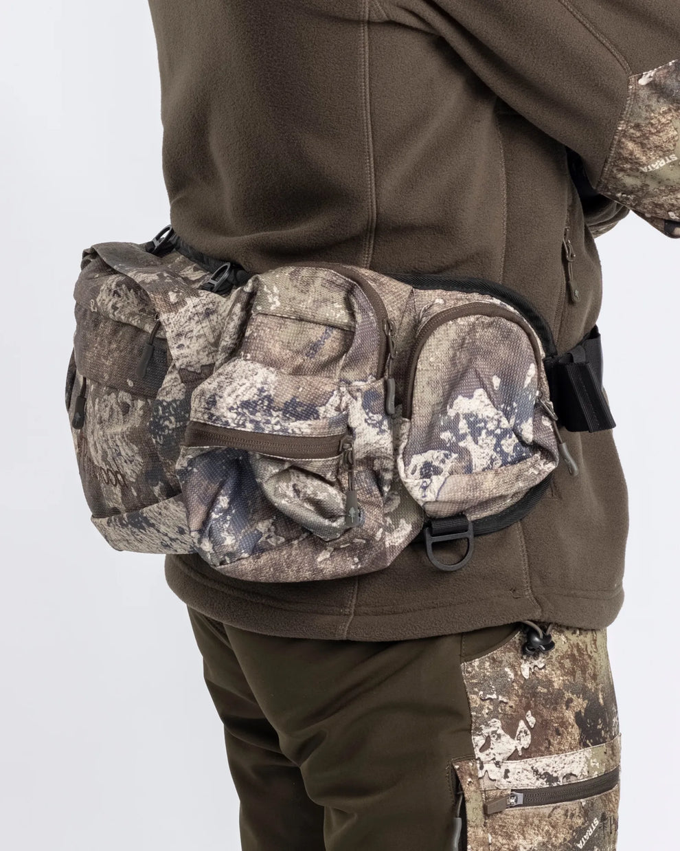 8606-969-22_Pinewood