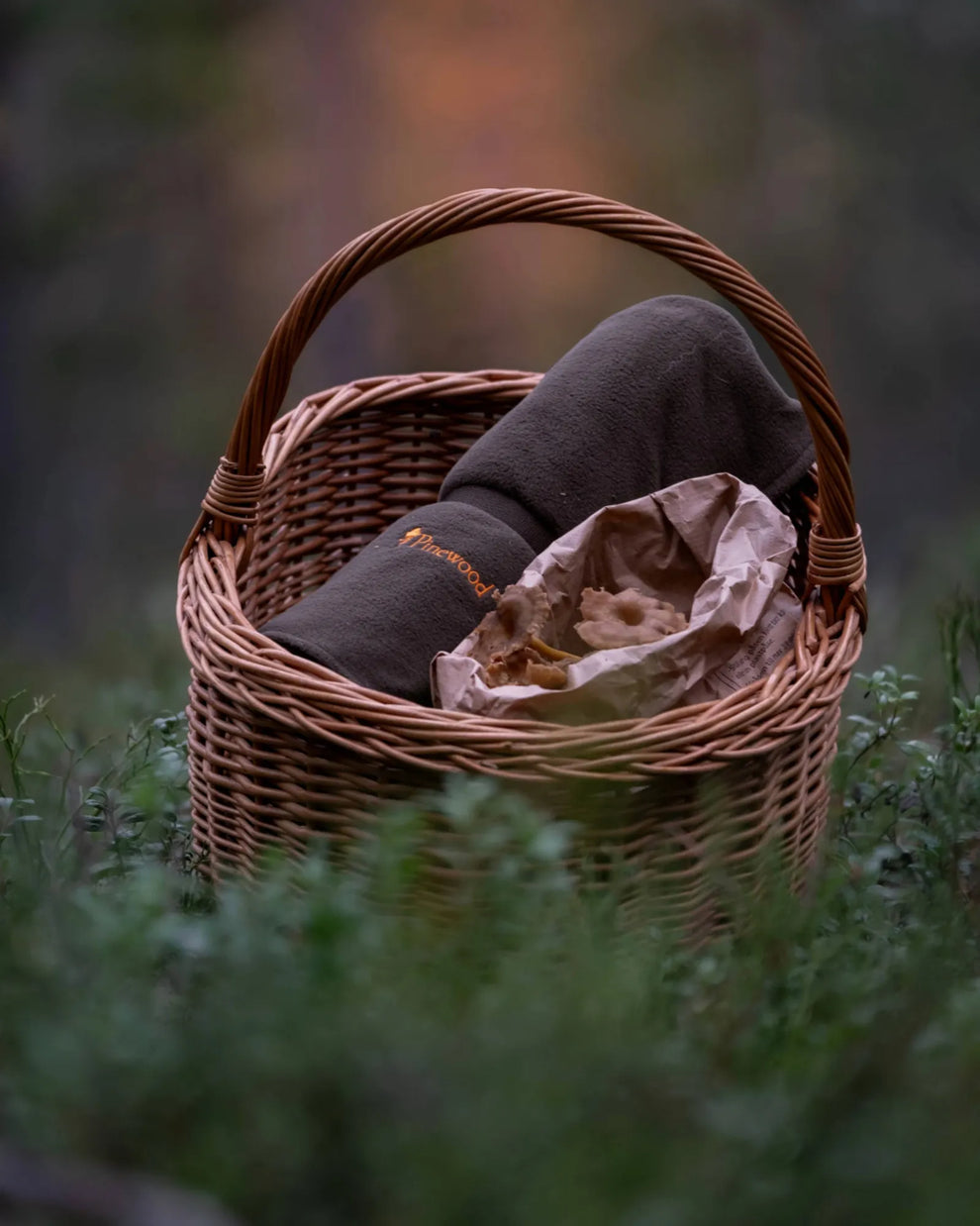 9108-114-40_Pinewood