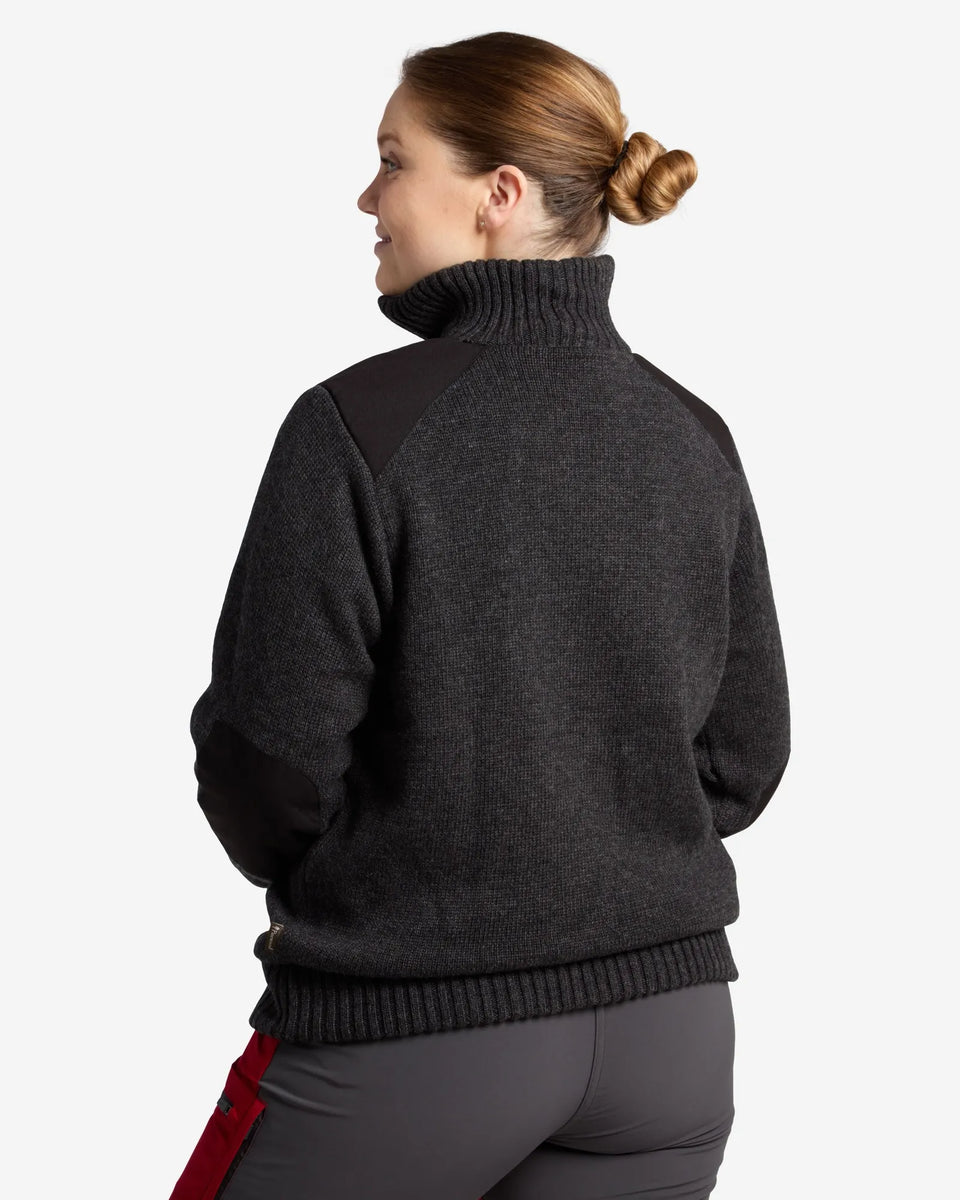 9349-423-66_Pinewood