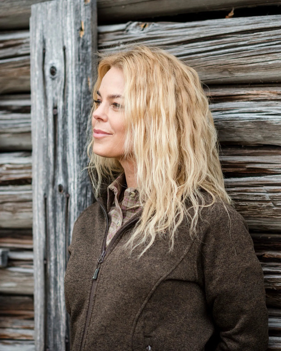 9372-148-40_Pinewood