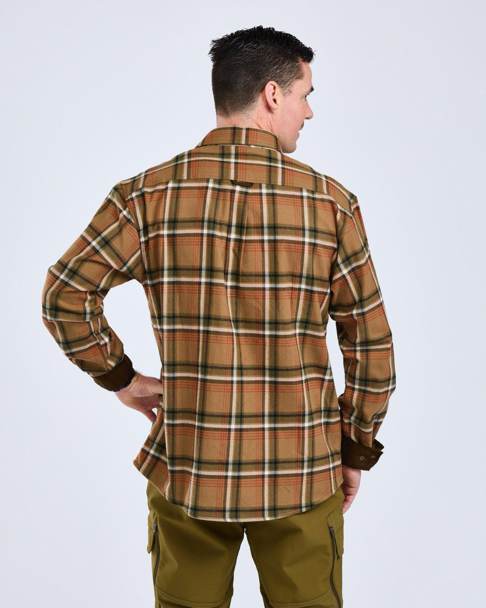 9435-277-66_Pinewood