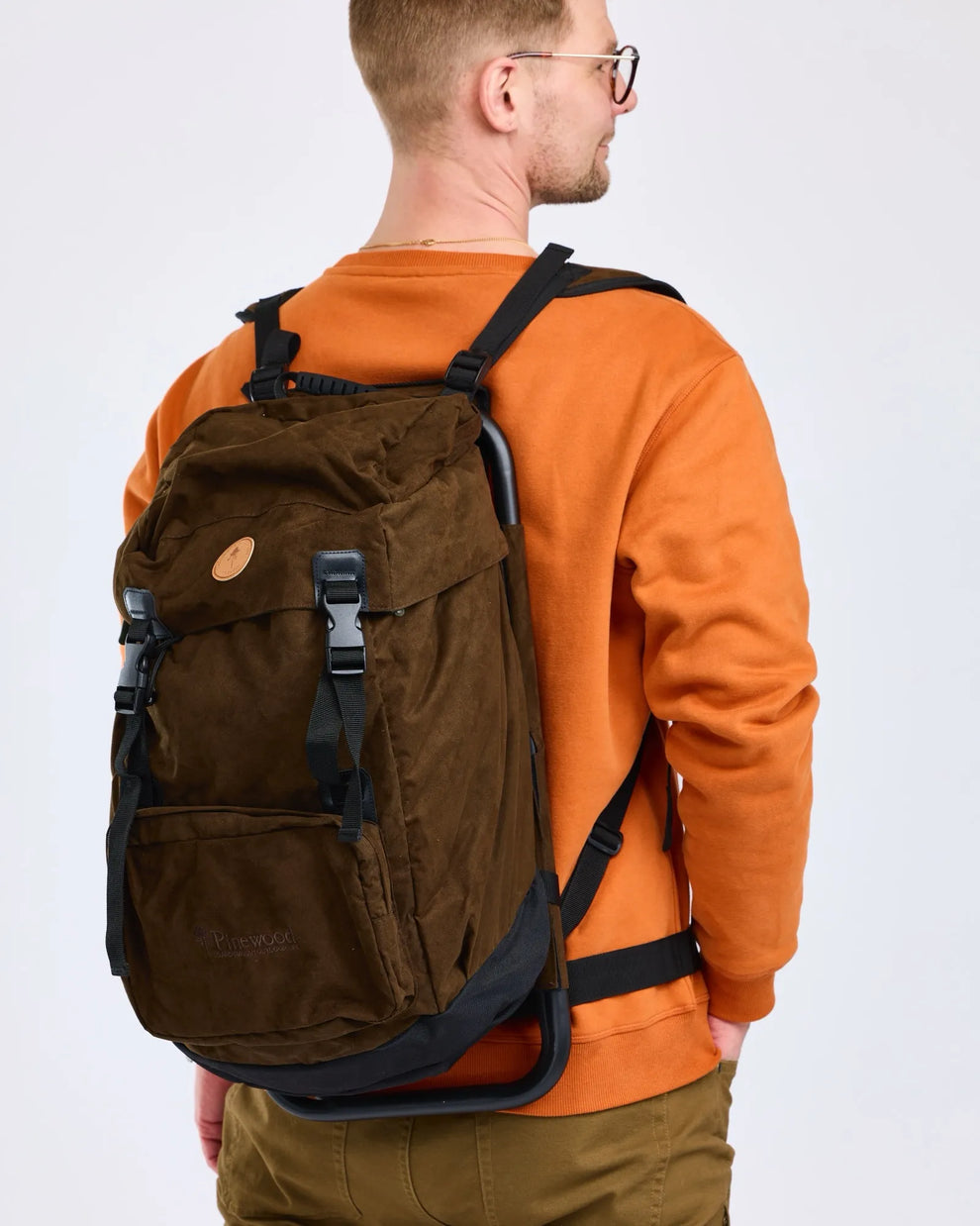 9613-241-60_Pinewood