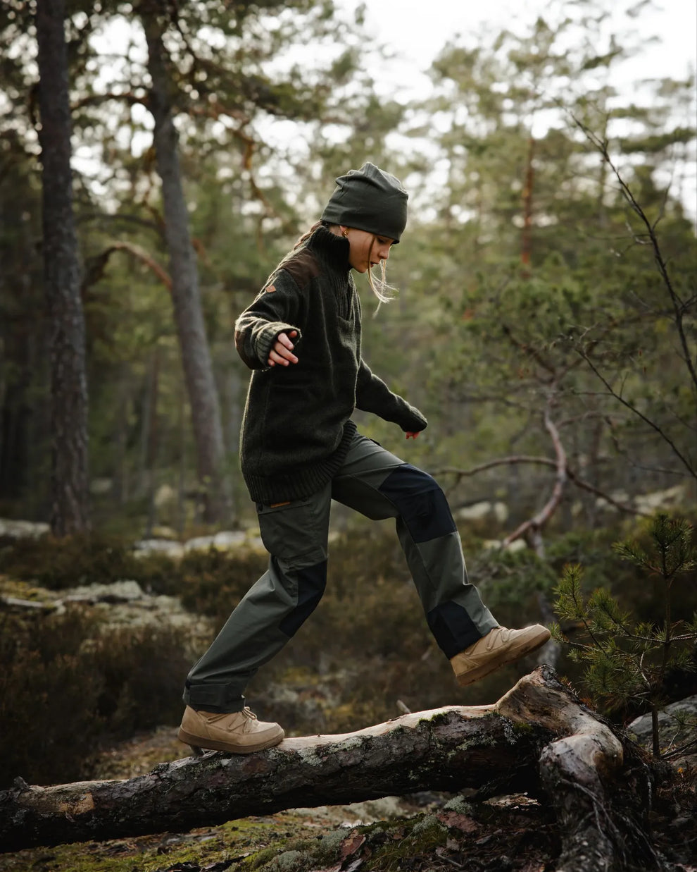 9985-153-40_Pinewood-Lappland-trousers-kids